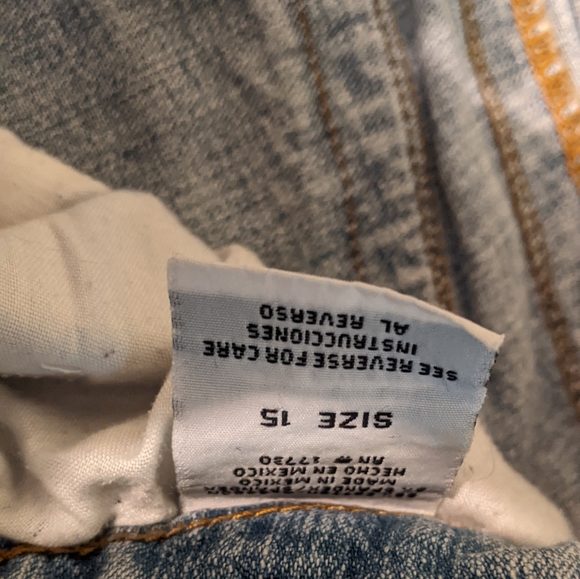 Mossimo size 15 jeans - Picture 3 of 6